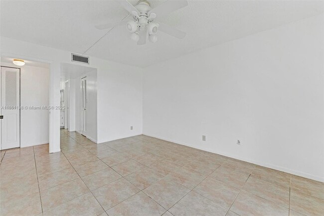 Building Photo - 6301 N University Dr