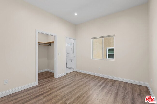 Building Photo - 11625 Haynes St