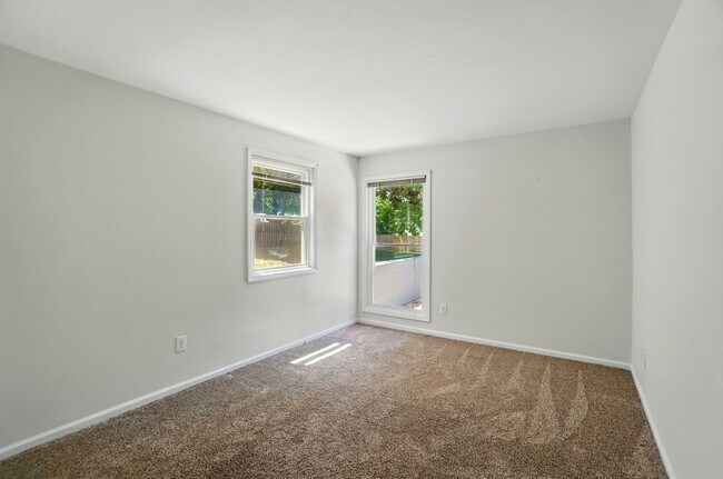 Building Photo - (Coming Soon) Renovated Gem in Gastonia with Walkout Basement & Spacious Backyard