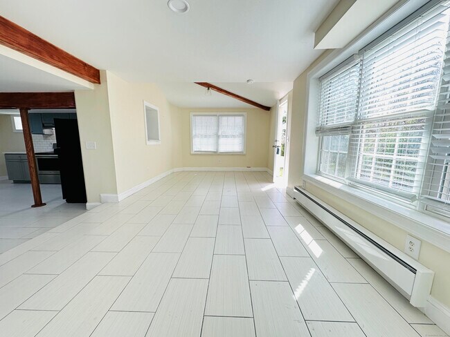 Building Photo - 31 Brainerd Rd