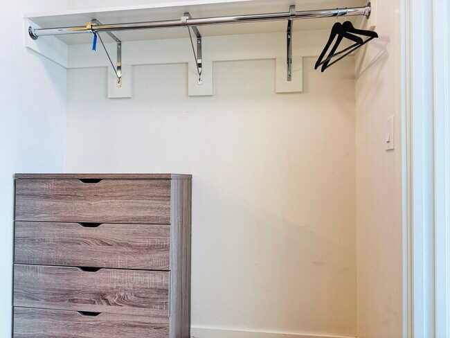 Building Photo - 889 Francisco St