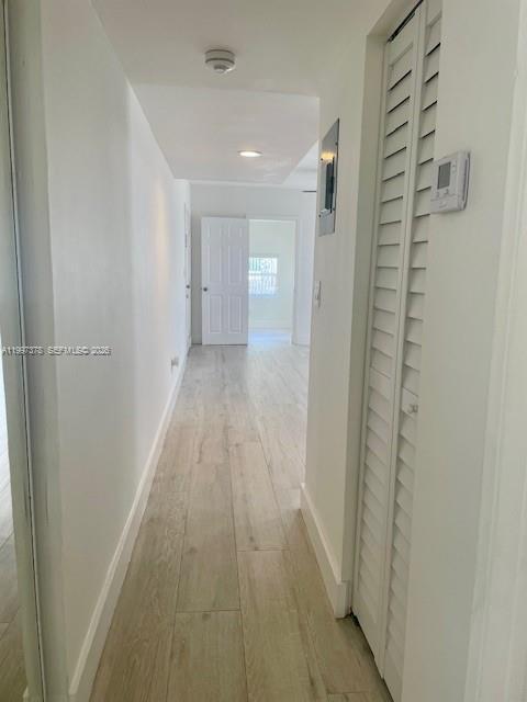 Building Photo - 221 SW 9th Ave