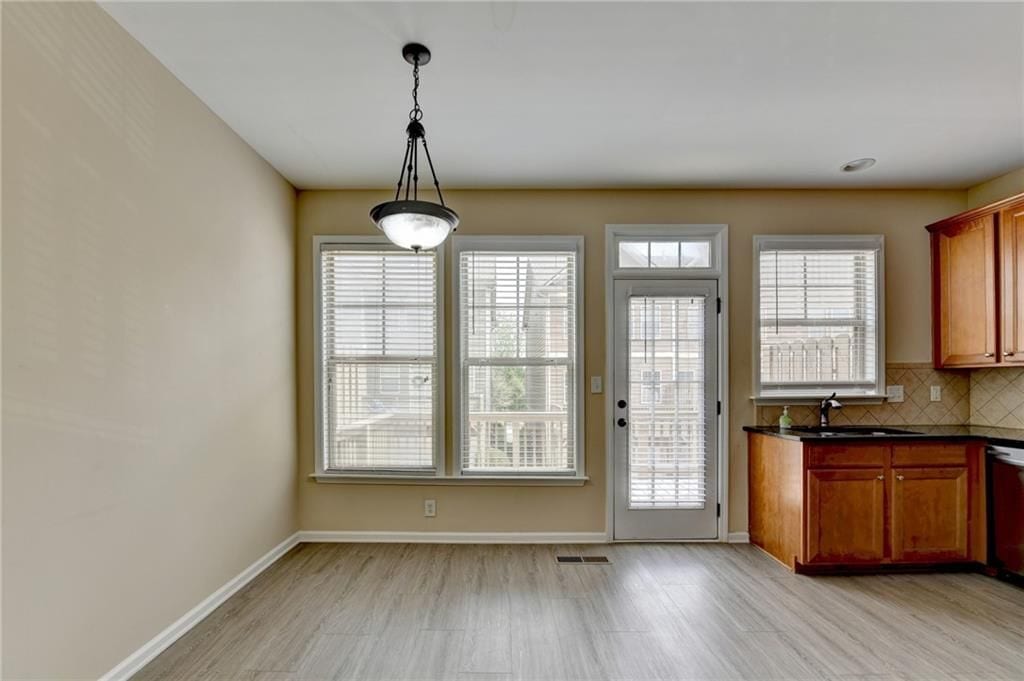 Building Photo - 4406 Village Field Place