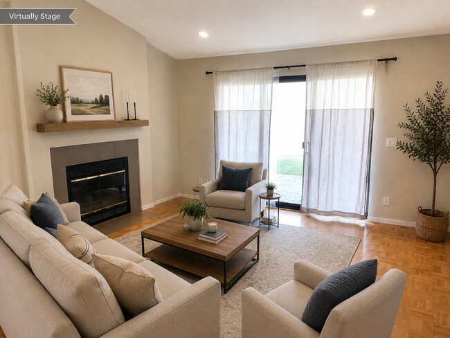Building Photo - Nice 3bd/2bth home with private yard!