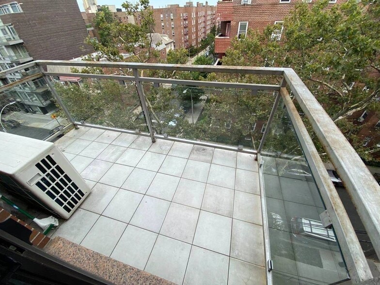 Balcony - 9411 65th Rd