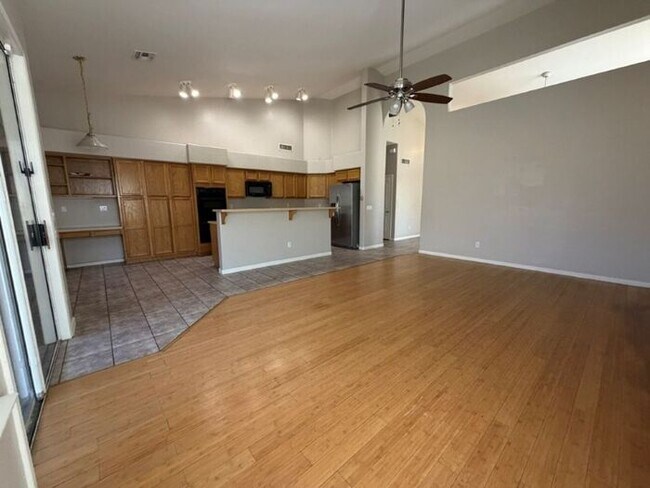 Building Photo - 3130 E Brookwood Ct
