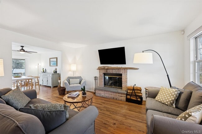 Building Photo - 7 Huckleberry Ln