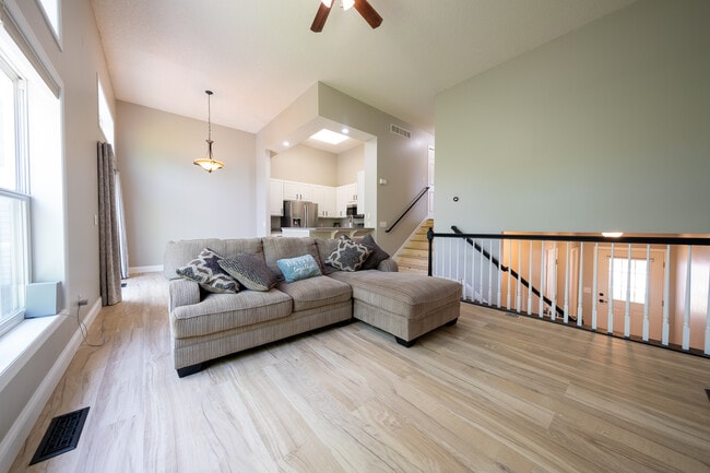 Building Photo - 5008 Bluff Heights Trail SE