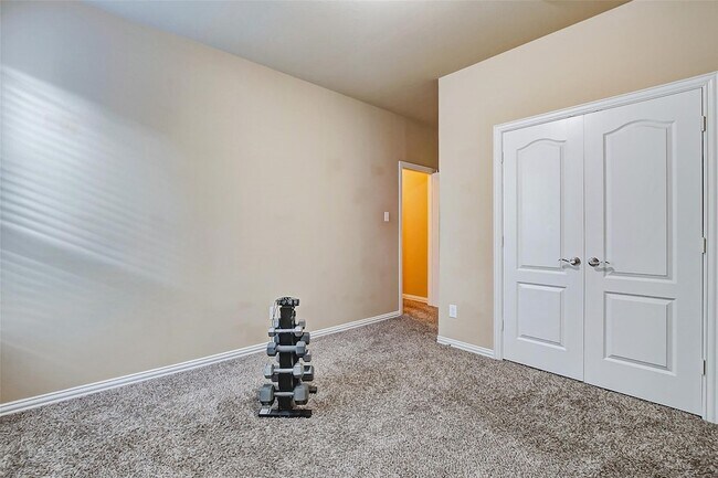 Building Photo - 623 Orlandis Ln