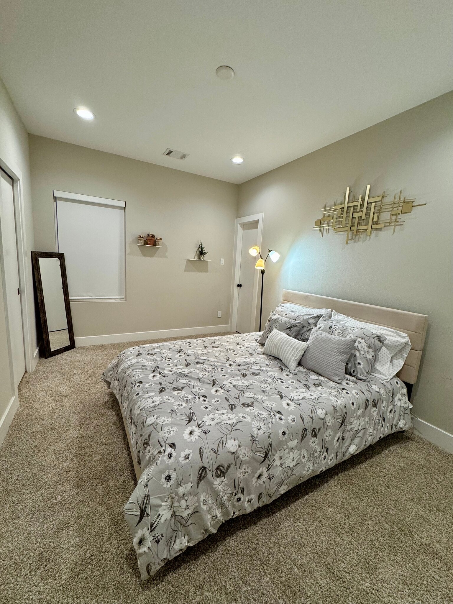 Building Photo - 3208 Bostic St