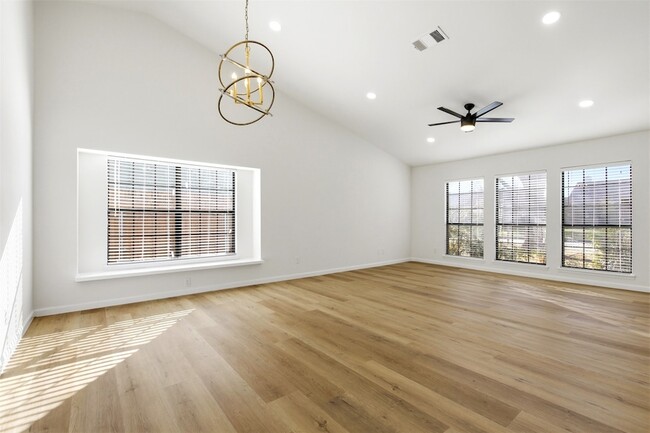 Building Photo - 6808 Beeman Dr