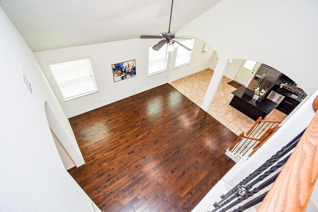 Building Photo - 6410 Papaya Bend Dr