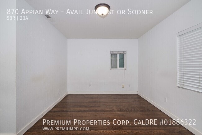 Building Photo - 870 Appian Way