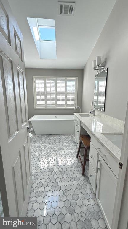 Building Photo - 19913 Naples Lakes Terrace