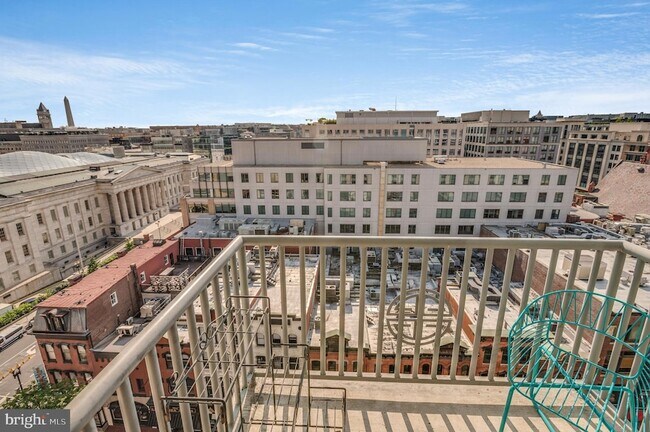 Building Photo - 777 7th St NW