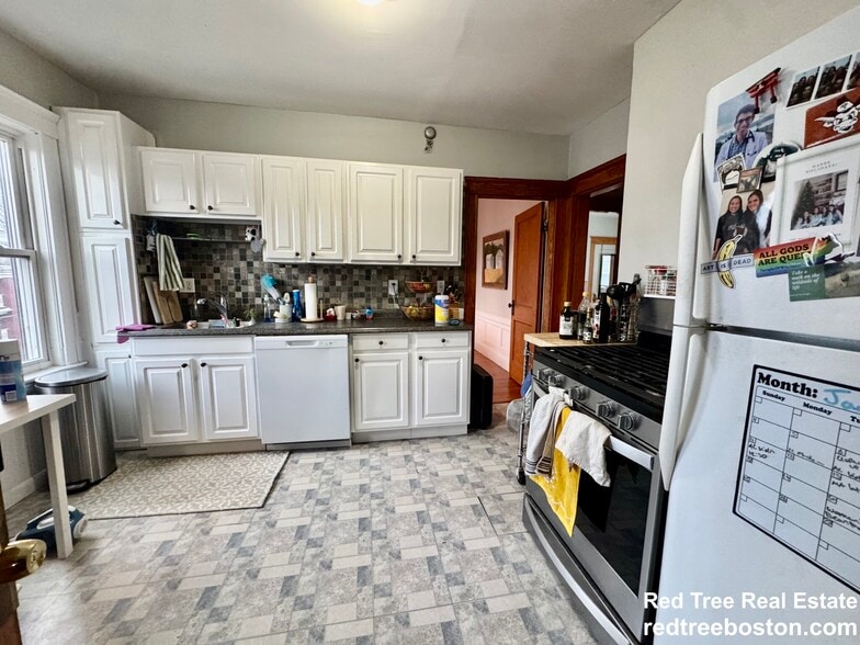 Building Photo - 12 St Peter St