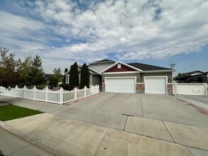 Building Photo - 6274 Copan Way