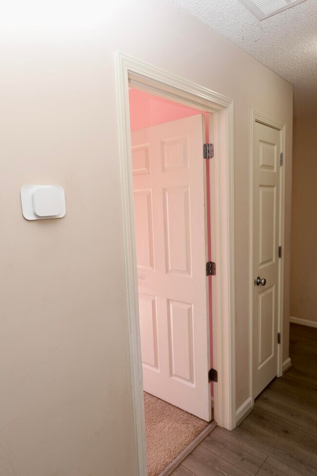 Building Photo - 2605 Turningleaf Ln