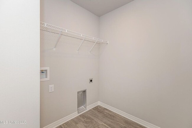 Building Photo - GORGEOUS HOME FOR RENT