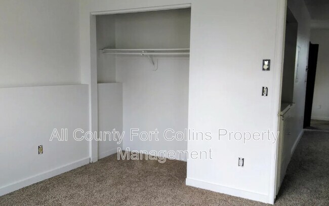 Building Photo - 1200 Sugarpine St