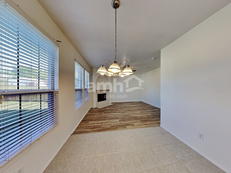 Building Photo - 1224 Riverside Rd