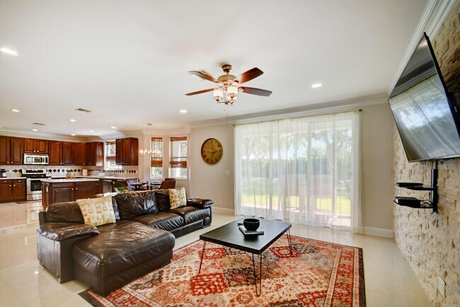 Building Photo - 4006 Bahia Isle Cir