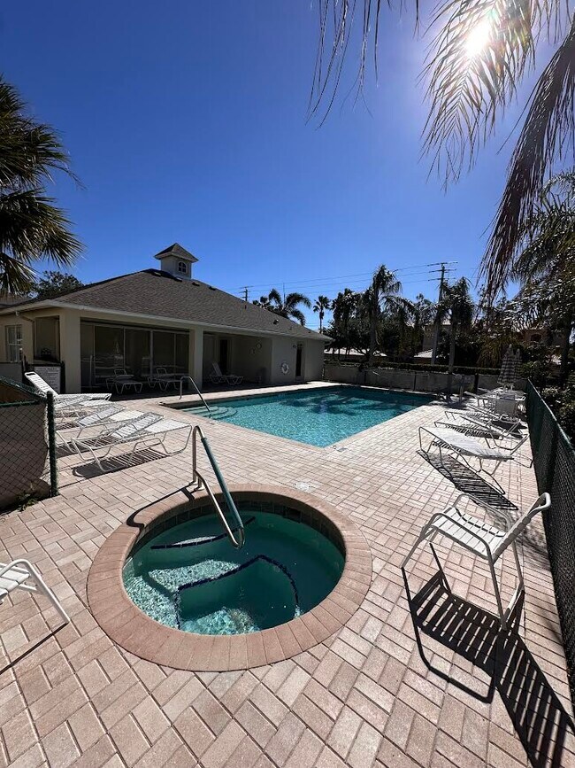 Building Photo - 1803 Auburn Lakes Cir