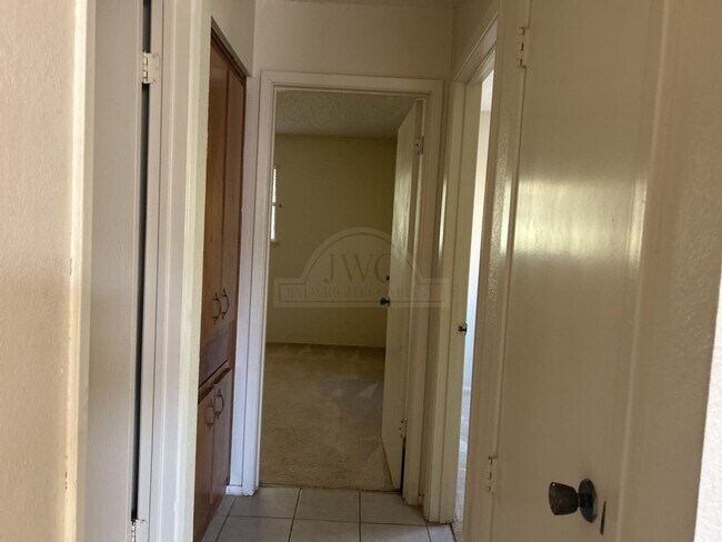 Building Photo - 4111 Water St