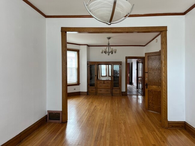 Building Photo - 3735 W Belden Ave