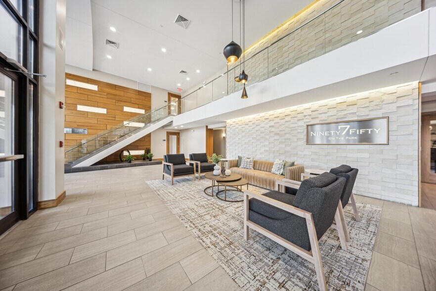 Building Photo - Ninety7Fifty on the Park