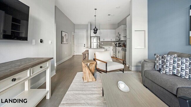 Building Photo - 15401 Chenal Pkwy