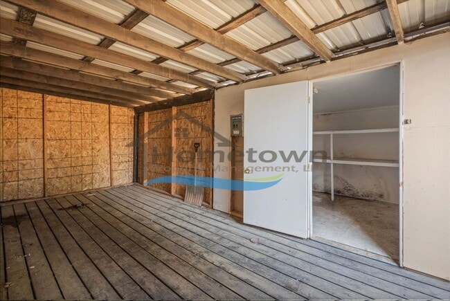 Building Photo - 2 Bedroom 1 Bath Home Available in Sagle's...