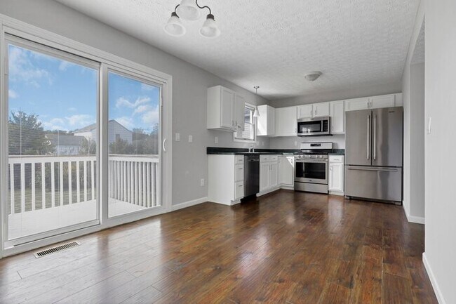 Building Photo - Pataskala Ridge Home