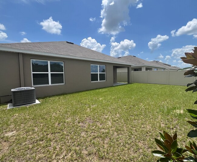 Building Photo - 8564 SW 46th Terrace