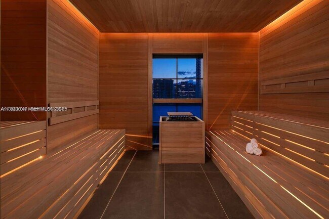 Building Photo - 159 NE 6th St