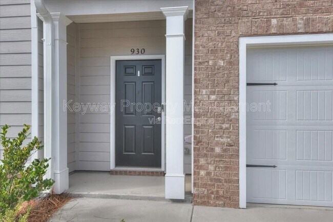 Building Photo - 930 Quaint Parish Cir