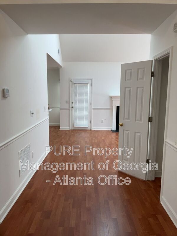 Building Photo - 909 Michael Lee Way