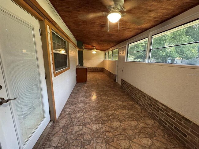 Building Photo - 3450 Suzette Dr