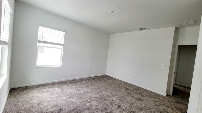 Building Photo - 6061 Blissful St