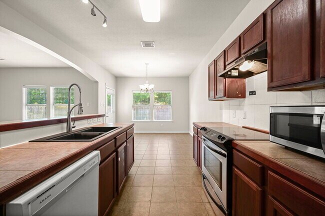 Building Photo - 22898 Sabine Dr