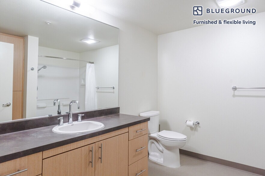 Building Photo - 8397 158th Ave NE