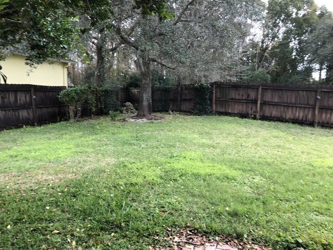 Building Photo - 10522 Angler Ct