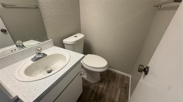 Building Photo - 3813 Coates Cir