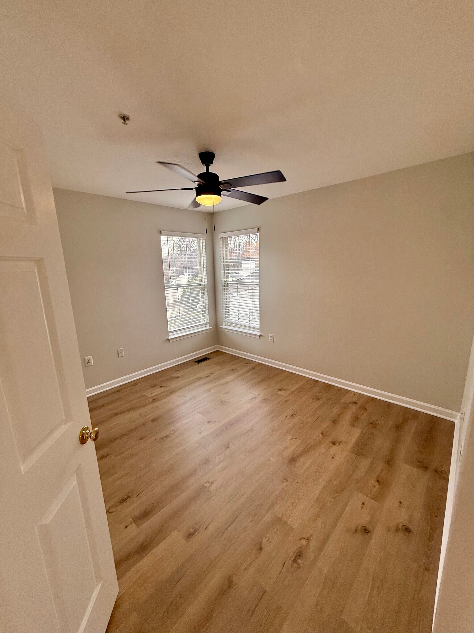 Building Photo - 7001 Saddlebow Ct