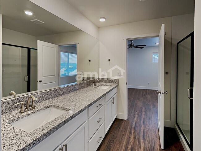 Building Photo - 19220 16th Ave Ct E