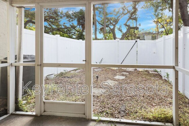 Building Photo - 4946 25th St W