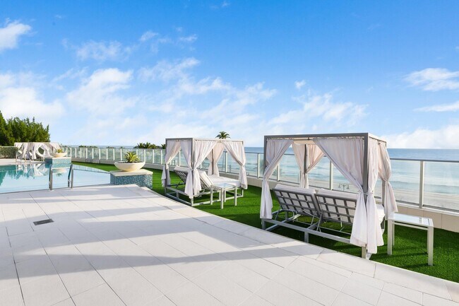 Building Photo - 701 N Fort Lauderdale Beach Blvd