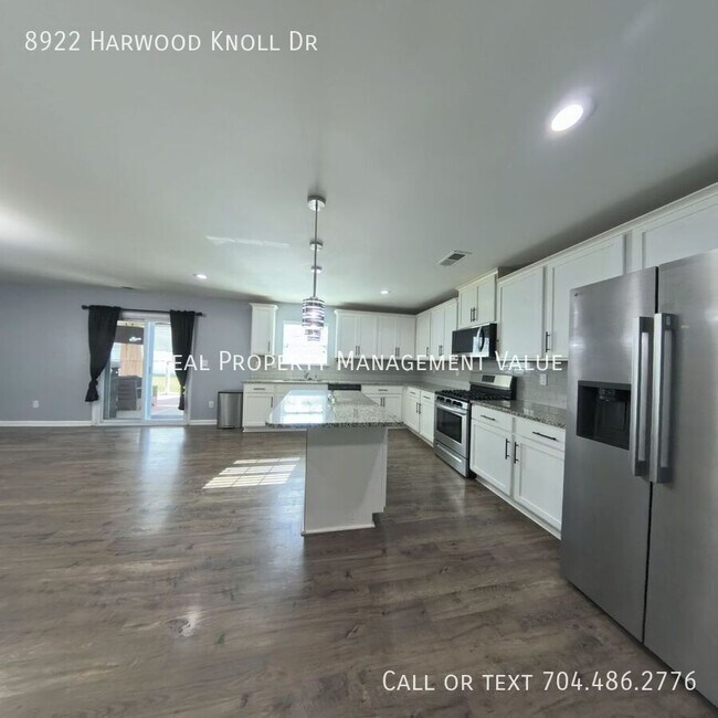Building Photo - 8922 Harwood Knoll Dr