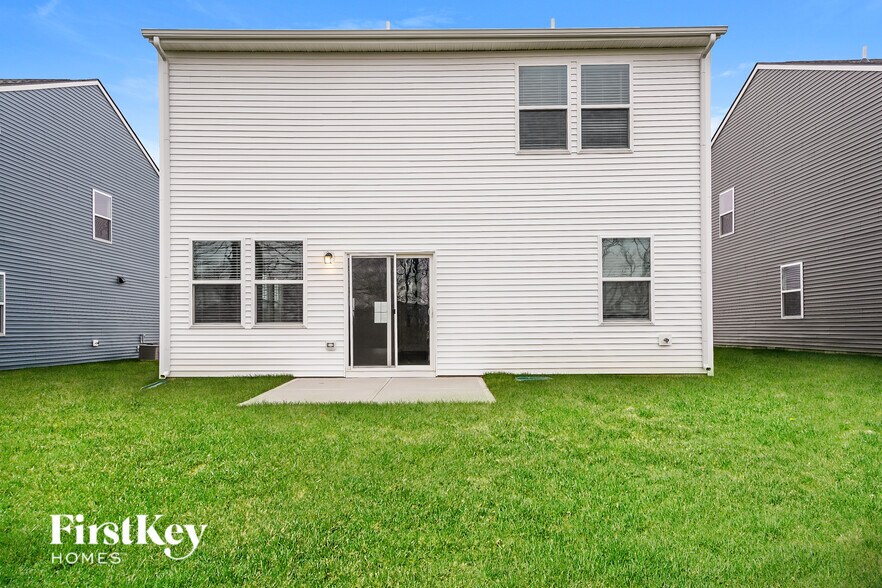 Building Photo - 3656 Locust Dr