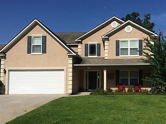 Primary Photo - 15 Broadland Cir